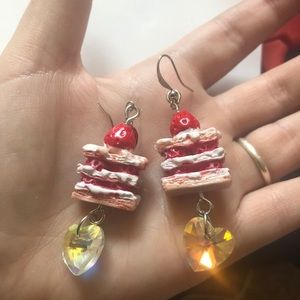 Strawberry cake earrings with rhinestones